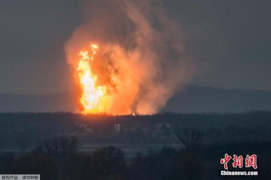  當(dāng)?shù)貢r(shí)間12月12日，奧地利鮑姆加騰一座大型天然氣站發(fā)生爆炸，數(shù)人受傷。